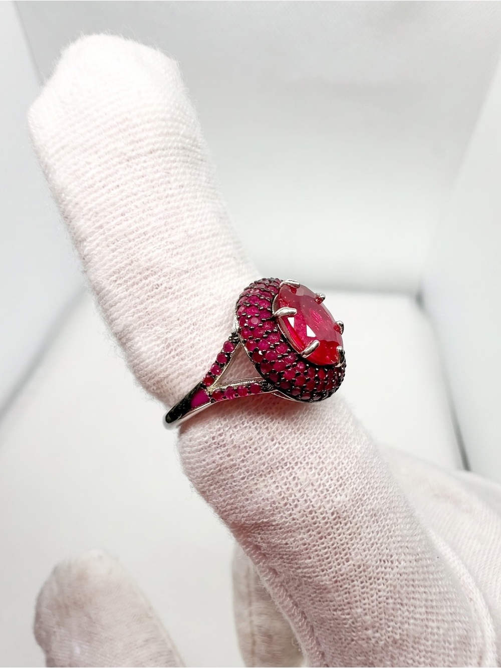 Stunning Antique 14k White Gold over Silver Ruby Red Ring! - Picture 8 of 17